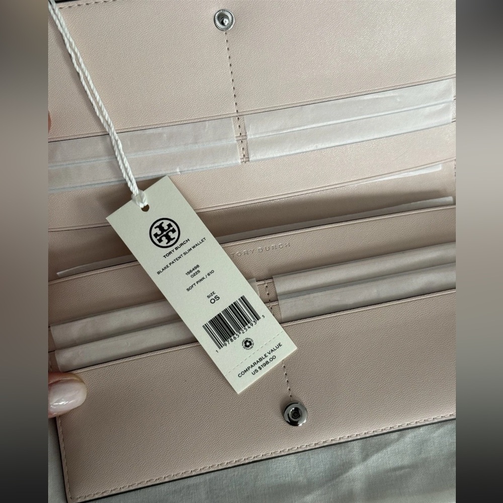 New Tory Burch bake flat Leather Wallet in soft pink - Picture 3 of 5